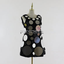 Load image into Gallery viewer, Full Color Pixel LED Costume Infinity Mirror Light Up Clothing Bar Party Dance Show Glowing Tunnel Lights Dress Skirt Suit
